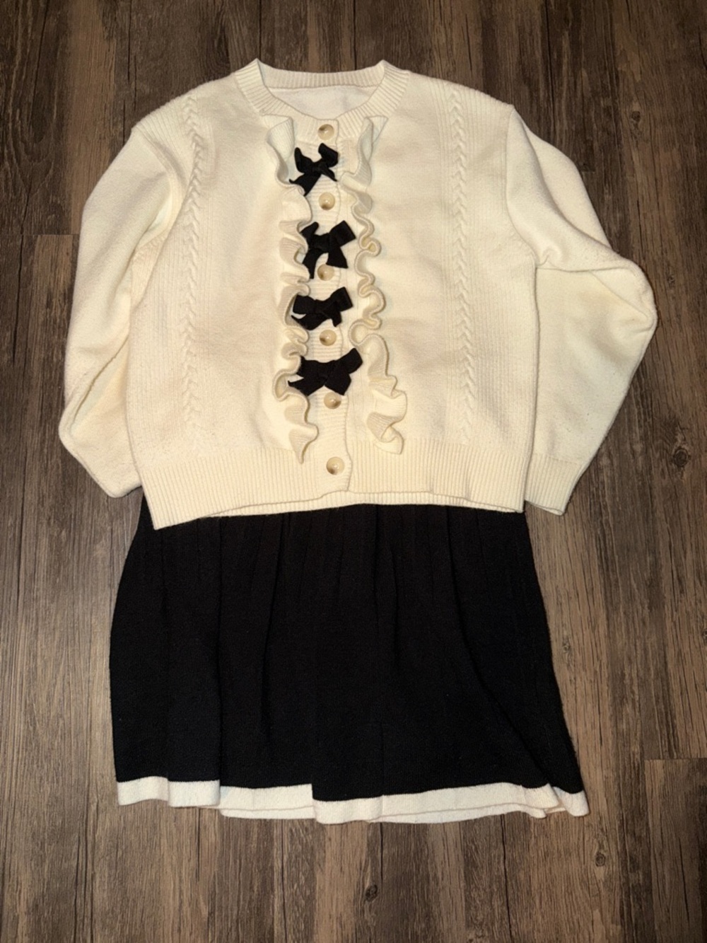 SHEIN Cream Knit Cardigan with Black Bow Details with black and cream skirt set
